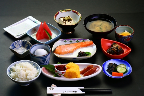 【朝食付きプラン】　温泉・貸切風呂でのんびり♪プラン